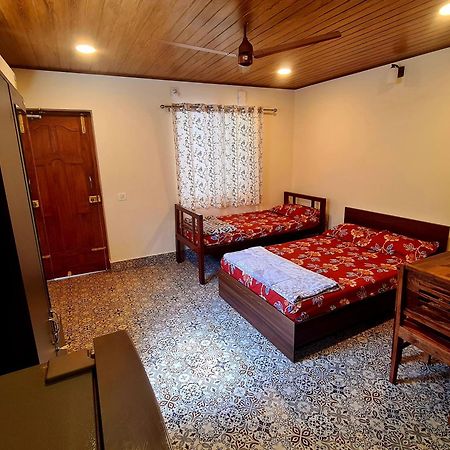 Sunny Smiles Homestay Mangalore Luaran gambar