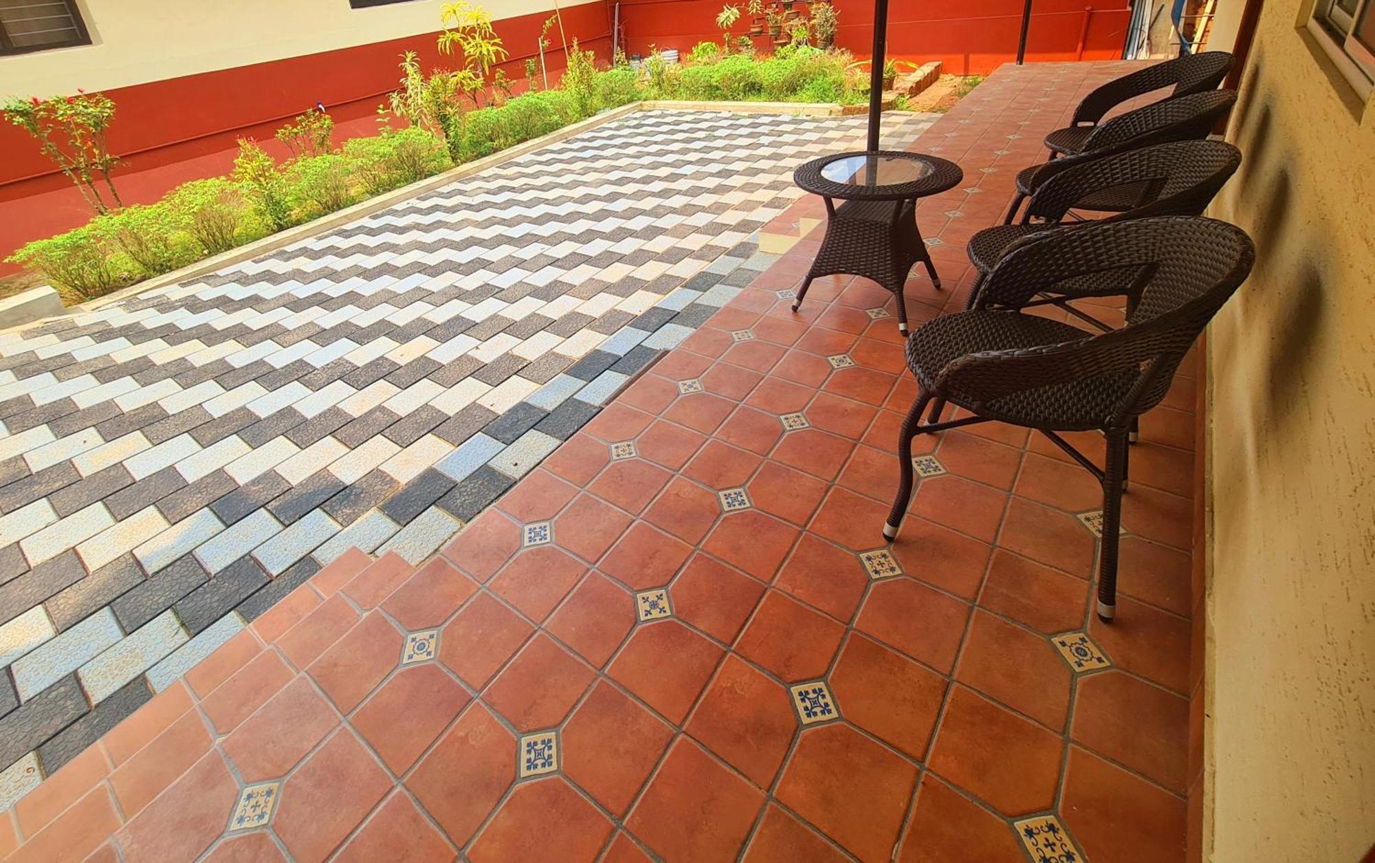 Sunny Smiles Homestay Mangalore Luaran gambar