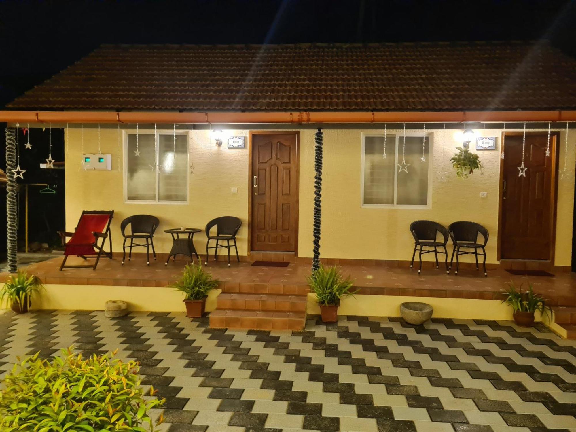 Sunny Smiles Homestay Mangalore Luaran gambar